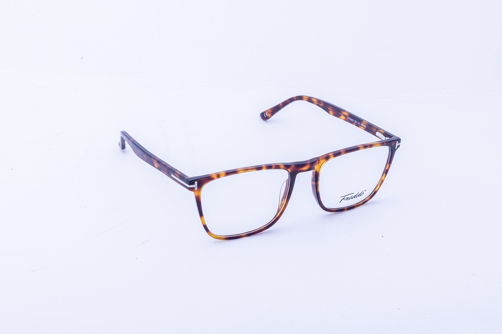 AgencyFreddo-FT5642-C21-54