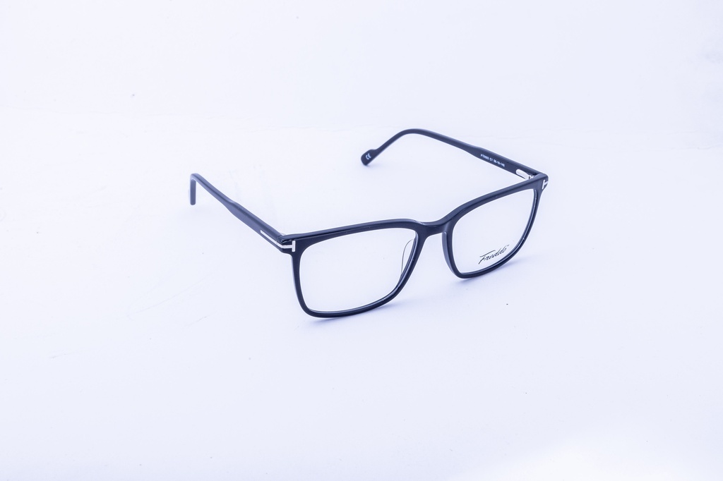 AgencyFreddo-FT5693-C1-56